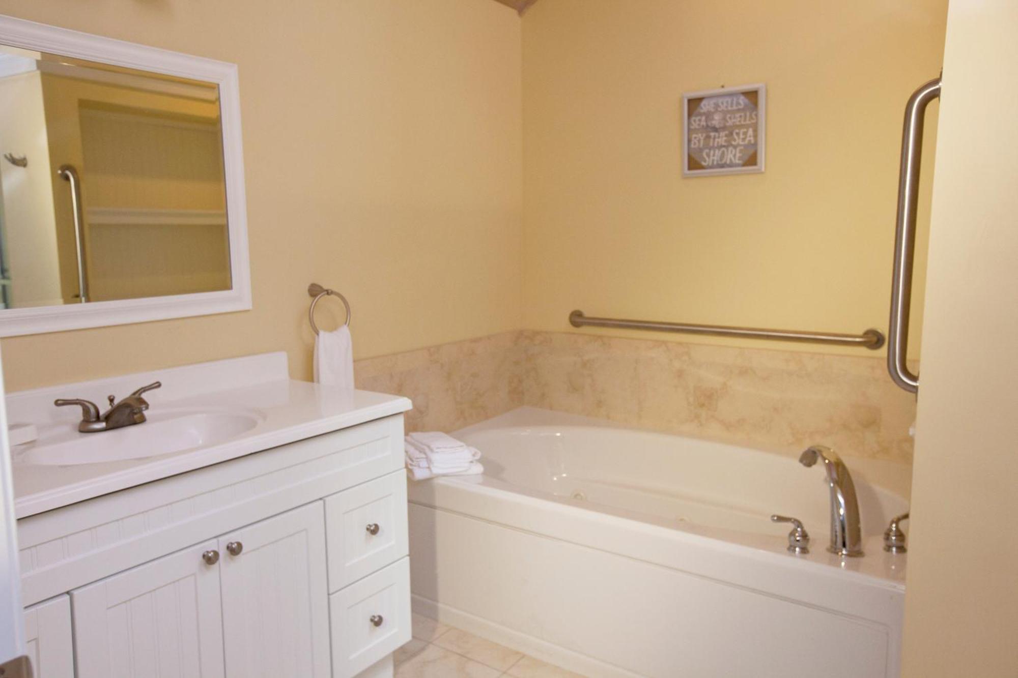 Cape Cod Holiday Estates, A Vri Resort Mashpee Room photo